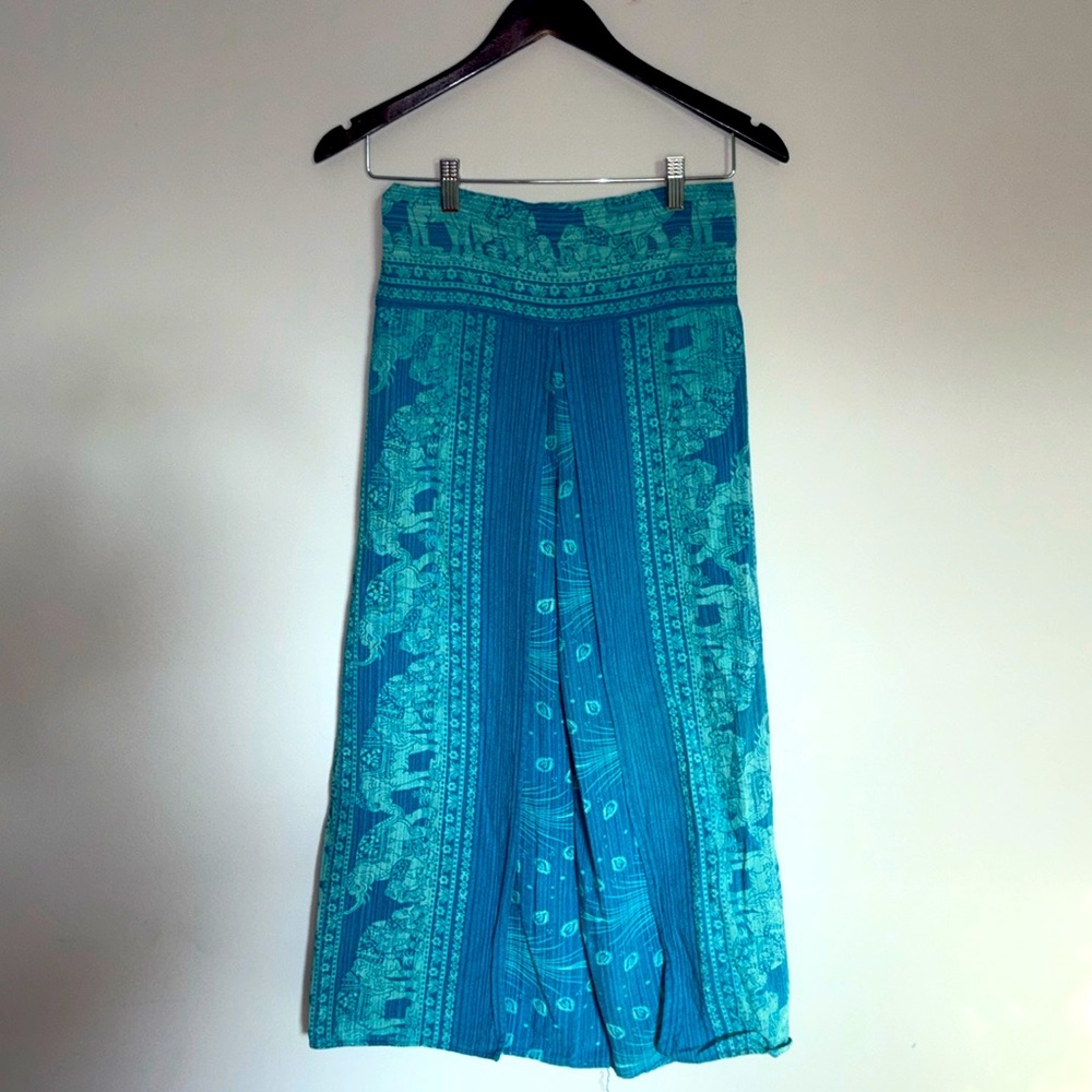 Blue Harem Wide Leg Pleat Pants. 100% Cotton